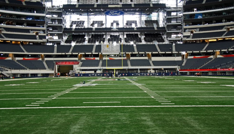 Bengals Aim to Secure Key Players Ahead of 2025 Offseason